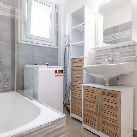 Parmelan Furnished Flat *